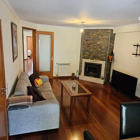 Flat 2 Apartment *